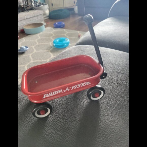 Other - Small RADIO FLYER RED Metal Wagon
